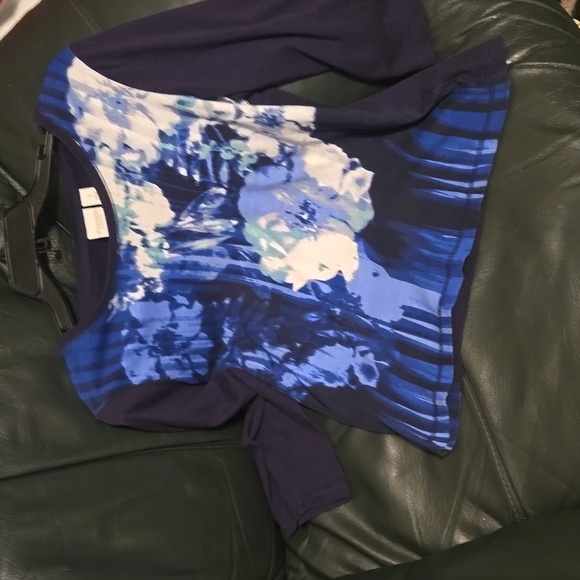 Weekends by Chico's Duoset "Floral Watercolor" in Cools - Picture 8 of 11